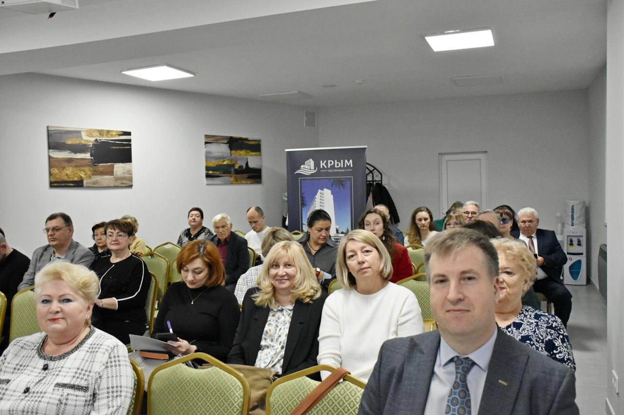 31 год на защите прав трудящихся! Поздравил Севастопольское объединение профсоюзов и обсудили, как вместе решать важные для севастопольцев вопросы 31 год на защите прав трудящихся! Поздравил Севастопольское объединение профсоюзов и обсудили, как вместе решать важные для севастопольцев вопросы