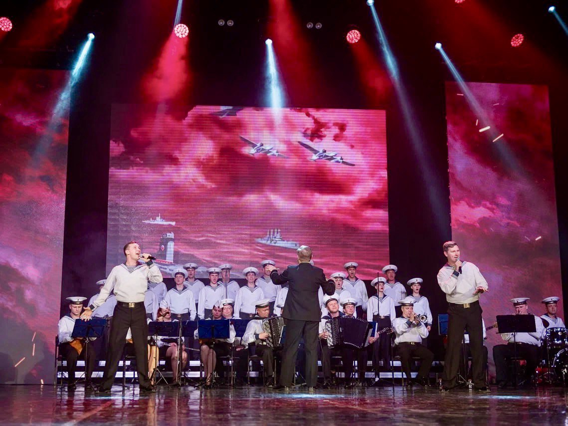 В Севастополе отметили День Героев Отечества В Севастополе отметили День Героев Отечества