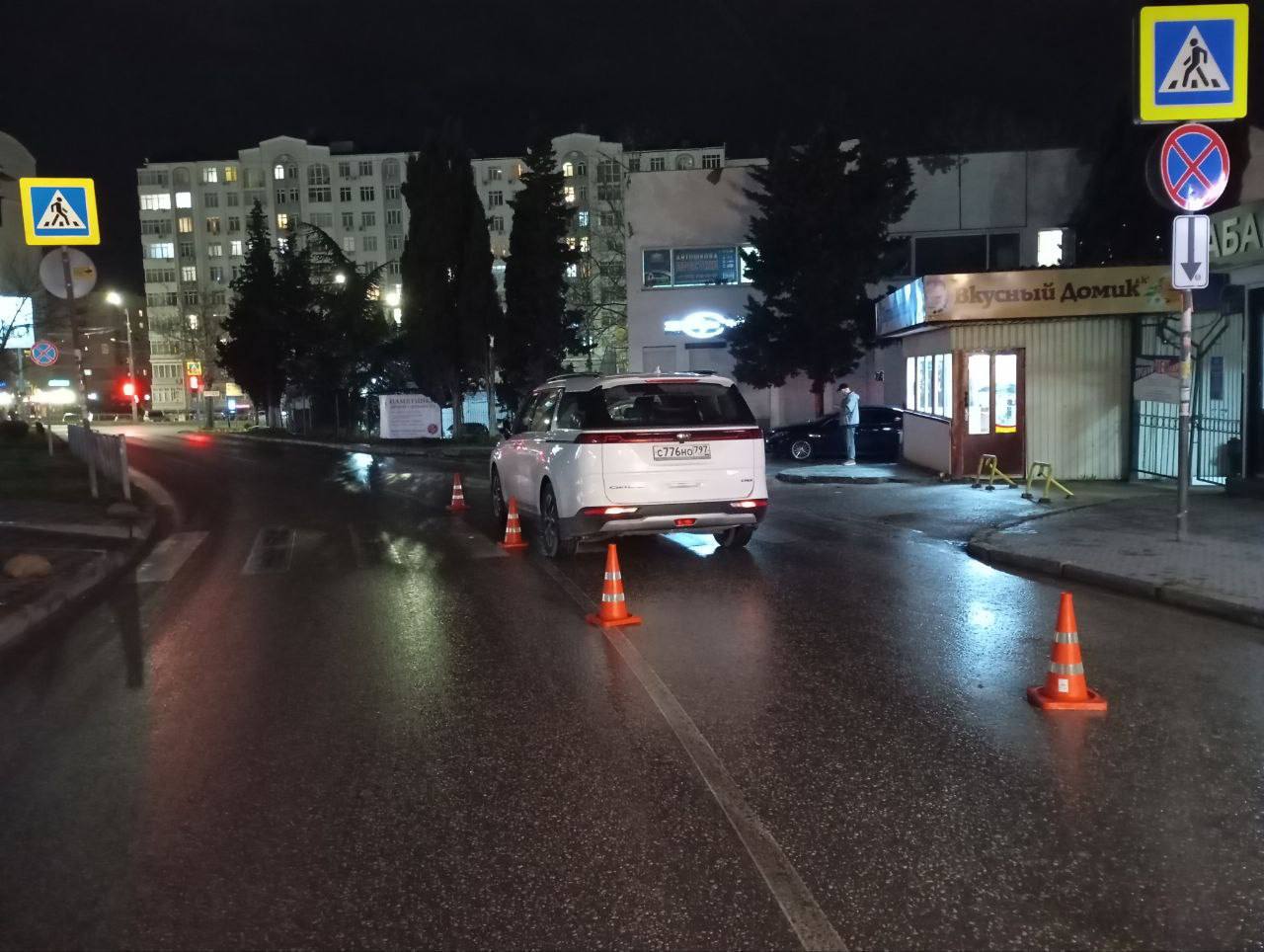 Водитель Kia наехала на женщину на пешеходном переходе на проспекте Октябрьской Революции Водитель Kia наехала на женщину на пешеходном переходе на проспекте Октябрьской Революции