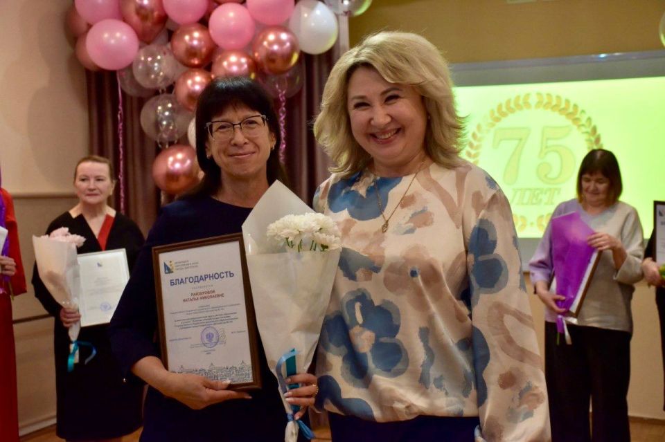 ������� ��� �10 ������� 75-������ ������!