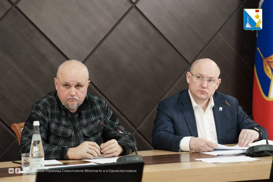 ������ ��������� � ������ ������ �������� ������������� ����� ���������� � �����������