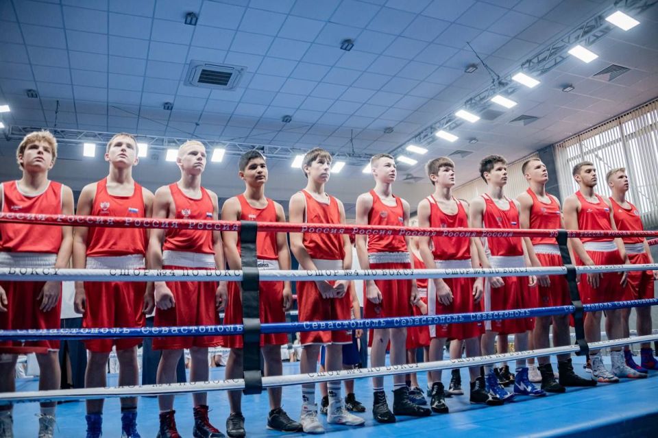 В центре бокса «Спартак» завершился Чемпионат города по боксу среди мужчин и женщин, а также Первенство среди юниоров и юношей и девушек В центре бокса «Спартак» завершился Чемпионат города по боксу среди мужчин и женщин, а также Первенство среди юниоров и юношей и девушек