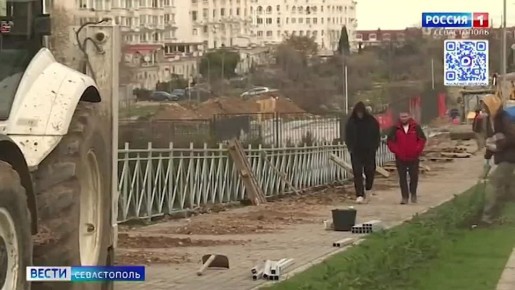 Жители Античного проспекта недовольны перекрытием народной тропы