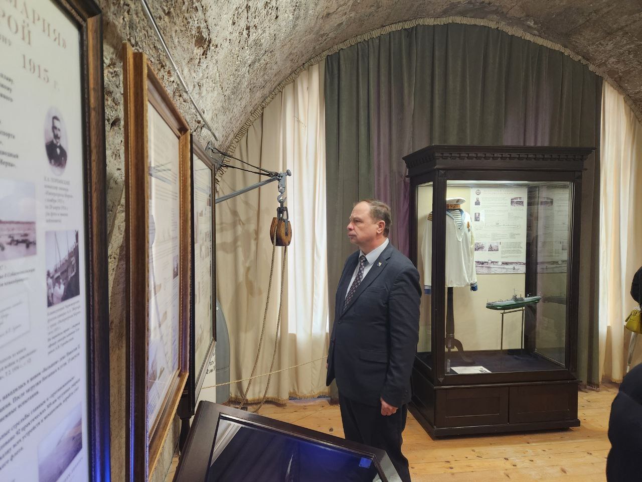 В Михайловской батарее открылась новая экспозиция линкора «Императрица Мария» — флагмана Российского императорского флота В Михайловской батарее открылась новая экспозиция линкора «Императрица Мария» — флагмана Российского императорского флота