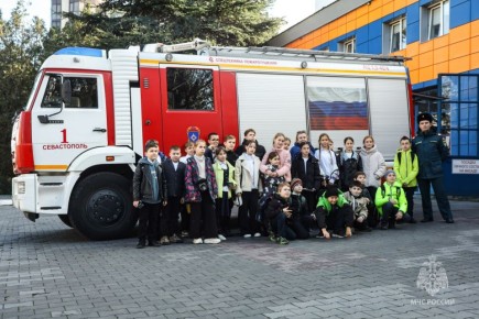 Кто ходит в гости к пожарным – то поступает мудро