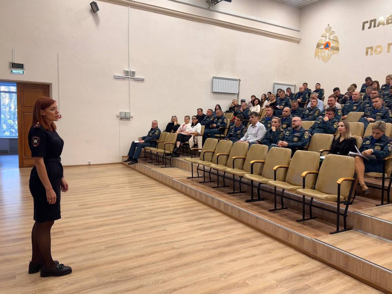 В рамках профилактики дорожно-транспортных происшествий с участием транспорта оперативных служб инспекторы пропаганды БДД Управления Госавтоинспекции провели специальные беседы с личным составом Росгвардии и МЧС России В рамках профилактики дорожно-транспортных происшествий с участием транспорта оперативных служб инспекторы пропаганды БДД Управления Госавтоинспекции провели специальные беседы с личным составом Росгвардии и МЧС России