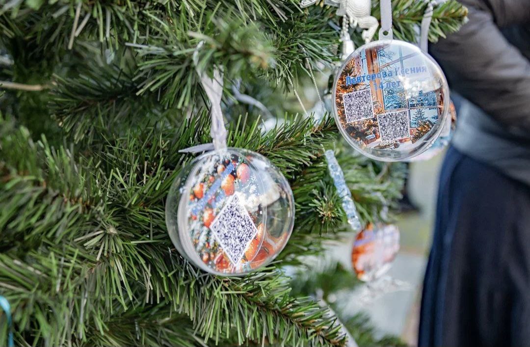 У Свято-Владимирского собора прошла новогодняя благотворительная ярмарка