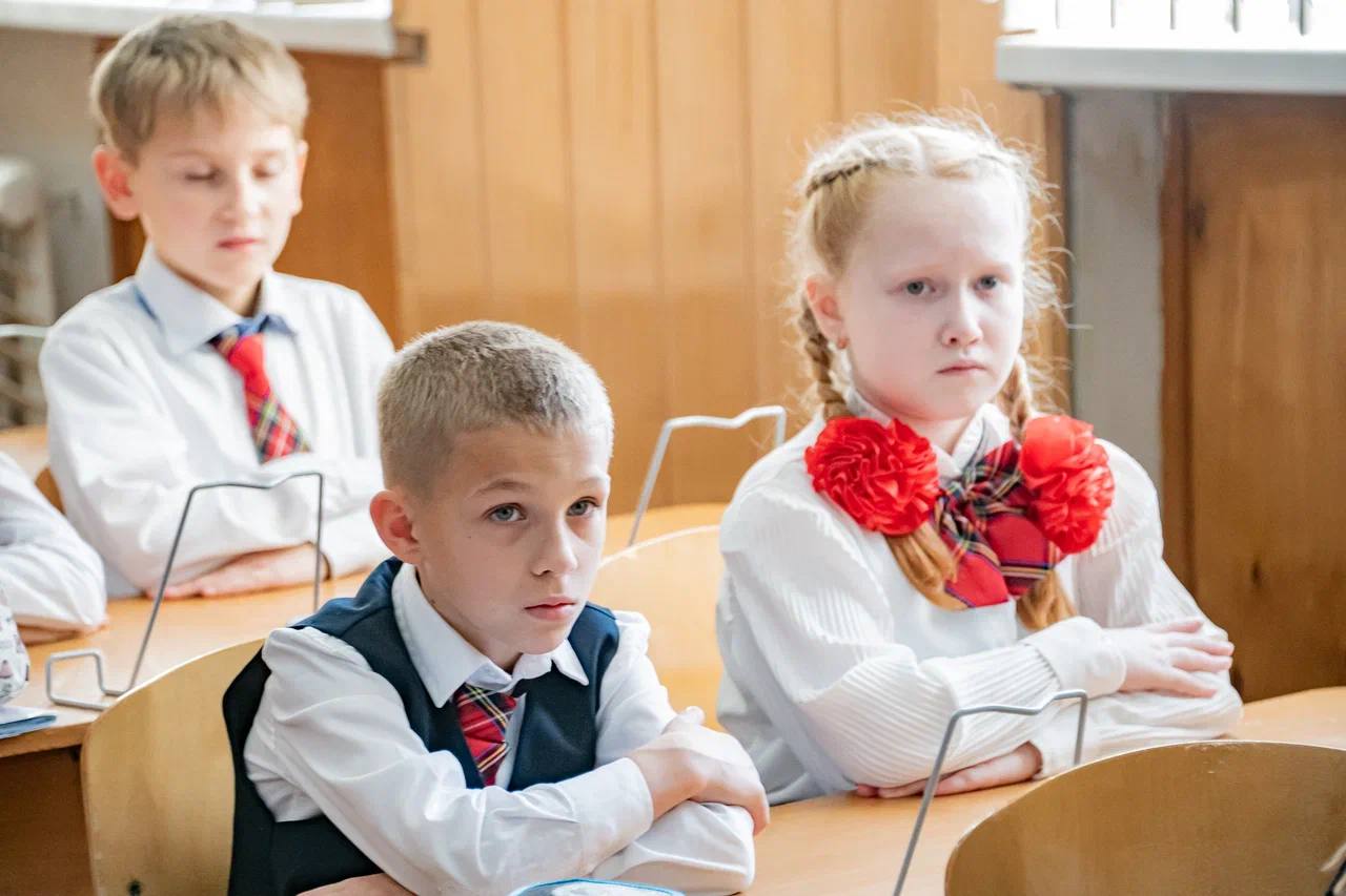 Более 350 севастопольских школьников побывали на «Дне профессий» с начала года Более 350 севастопольских школьников побывали на «Дне профессий» с начала года