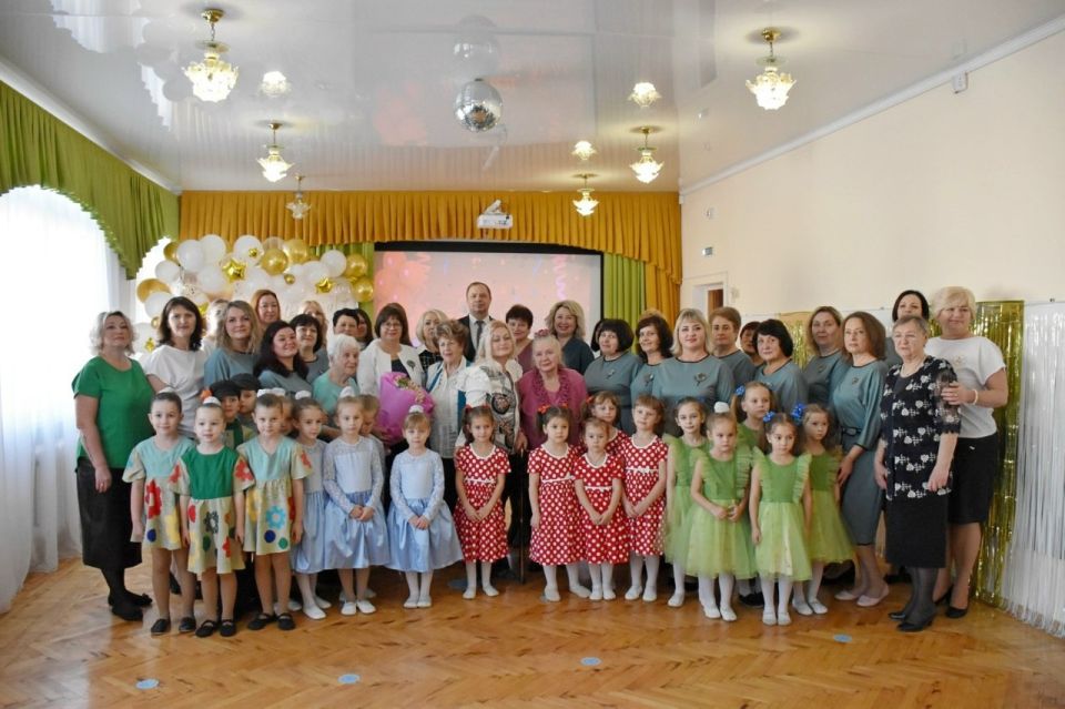 ��������� �������: ������� ��� � 41 �.����������� ������� 60-������ ������