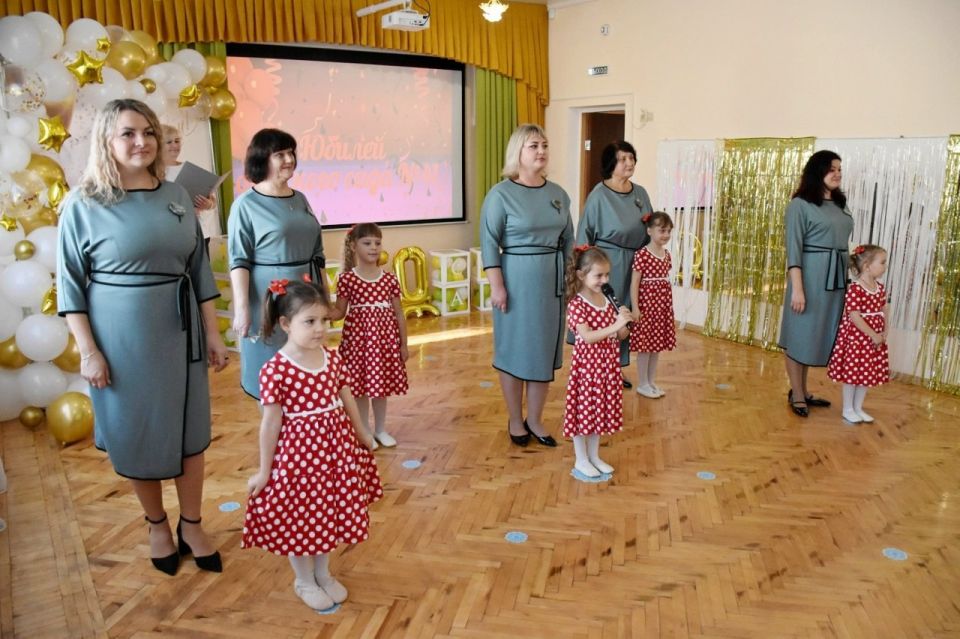 ��������� �������: ������� ��� � 41 �.����������� ������� 60-������ ������