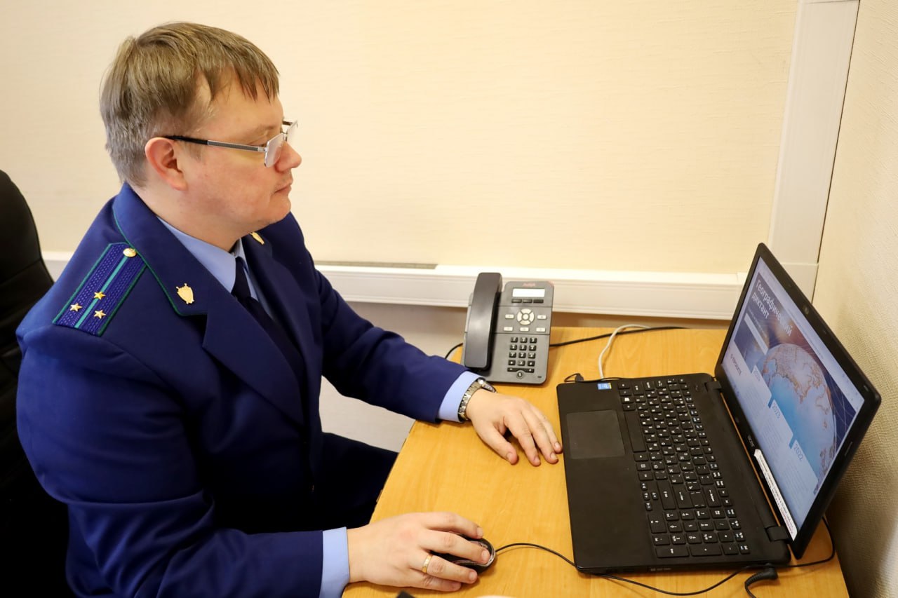 Работники прокуратуры города Севастополя приняли участие в «Географическом диктанте» Работники прокуратуры города Севастополя приняли участие в «Географическом диктанте»