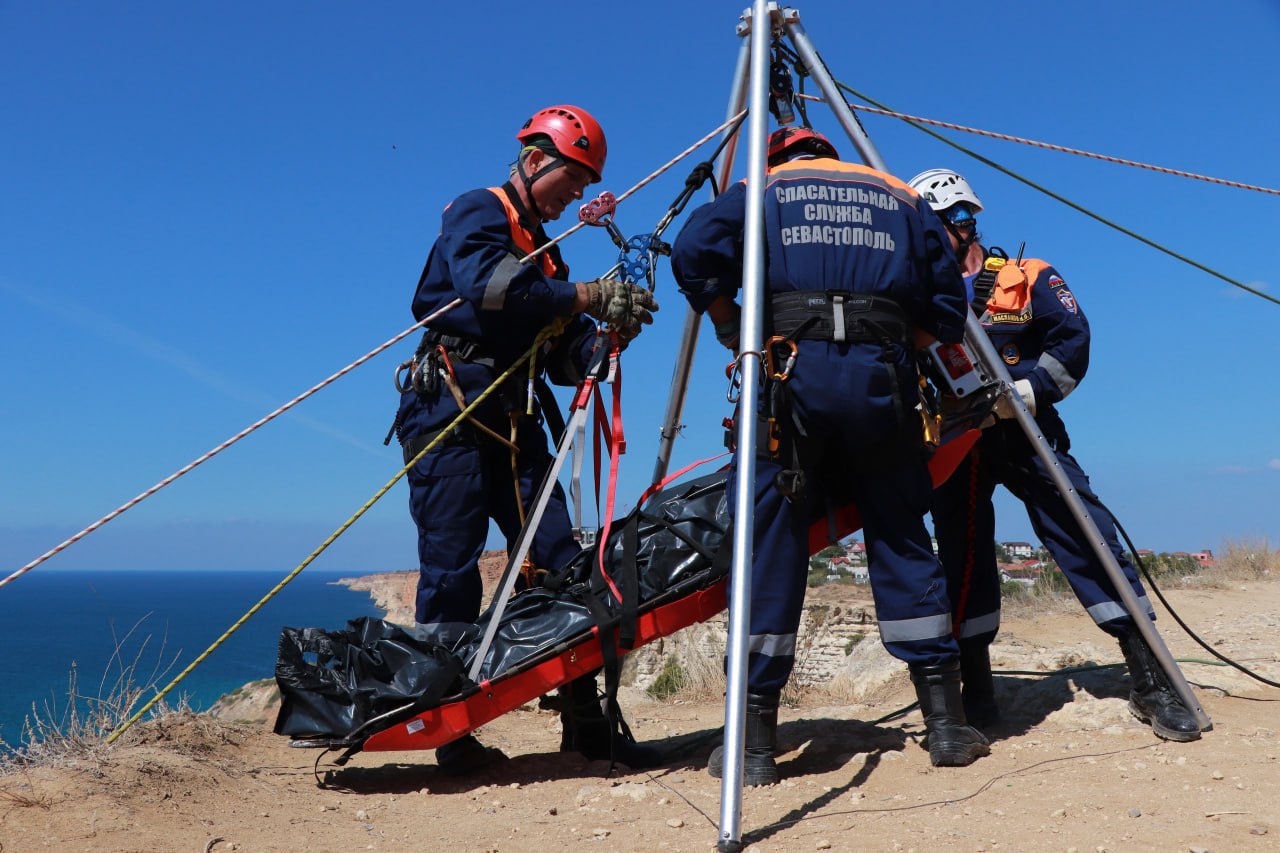 С начала года в Севастополе спасли 86 человек в горах и лесах