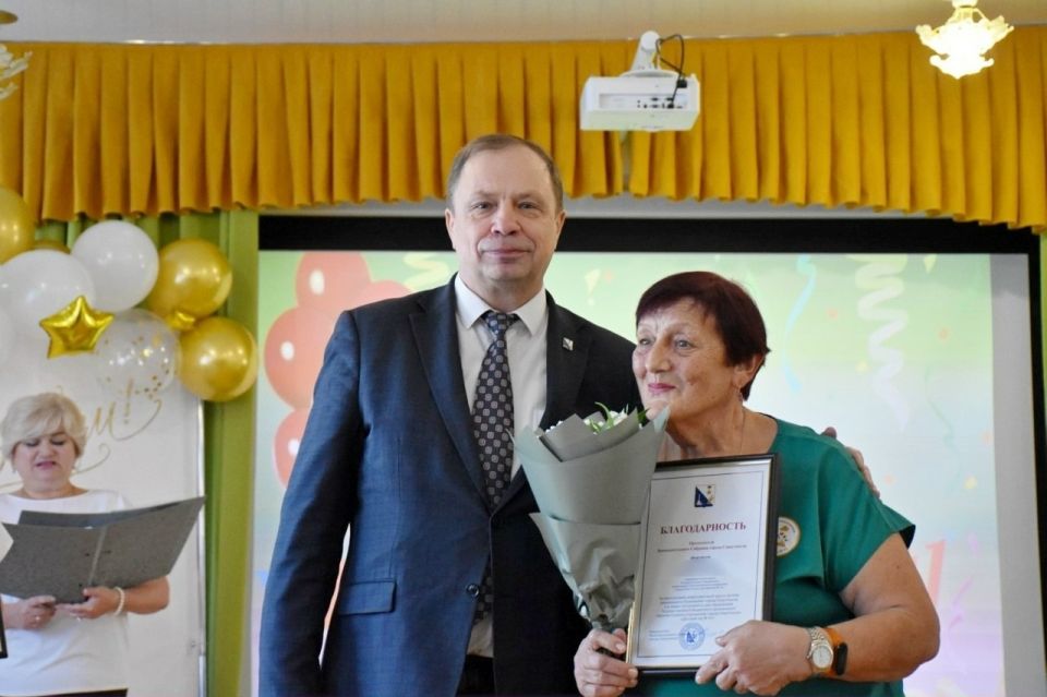 ��������� �������: ������� ��� � 41 �.����������� ������� 60-������ ������