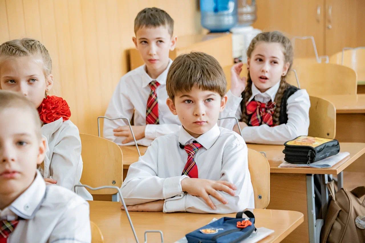 Более 350 севастопольских школьников побывали на «Дне профессий» с начала года Более 350 севастопольских школьников побывали на «Дне профессий» с начала года