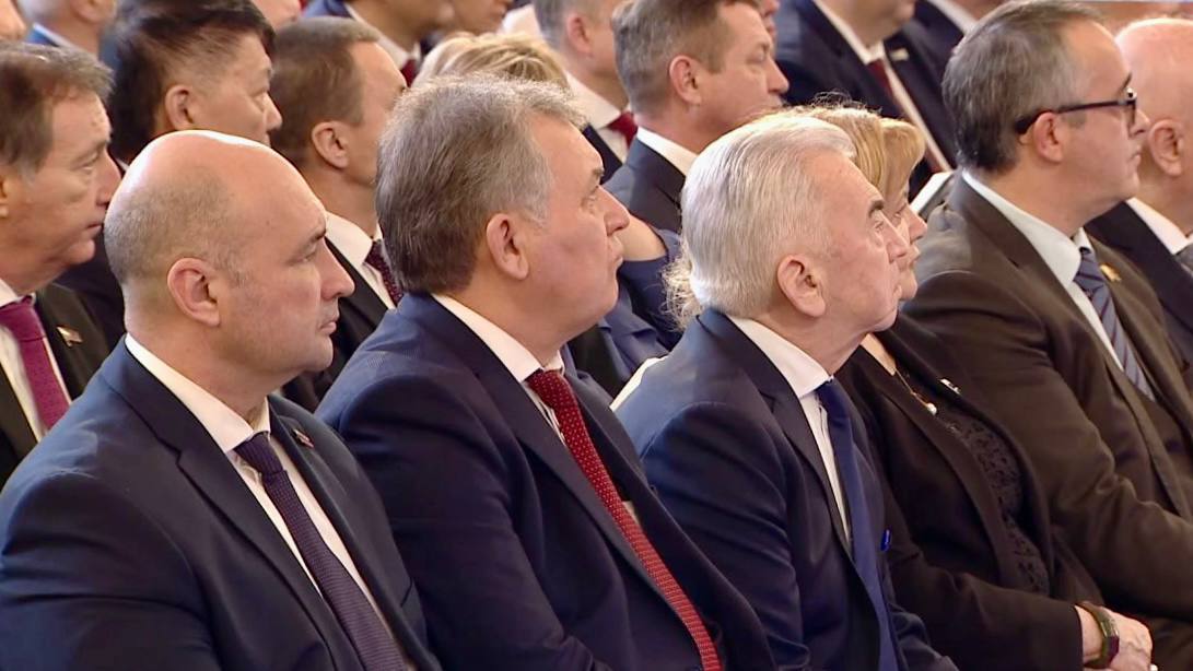 Владимир Немцев: Принял участие в пленарном заседание Совета законодателей РФ под руководством Председателя Совета Федерации Валентины Матвиенко и спикера Государственной Думы Вячеслава Володина Владимир Немцев: Принял участие в пленарном заседание Совета законодателей РФ под руководством Председателя Совета Федерации Валентины Матвиенко и спикера Государственной Думы Вячеслава Володина