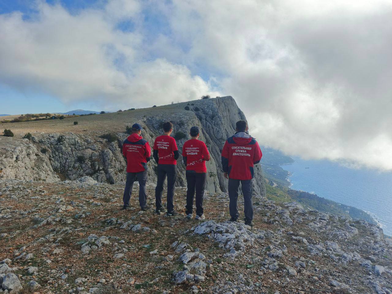 С начала года севастопольские спасатели помогли 86 туристам, попавшим в опасные ситуации в горно-лесной местности С начала года севастопольские спасатели помогли 86 туристам, попавшим в опасные ситуации в горно-лесной местности