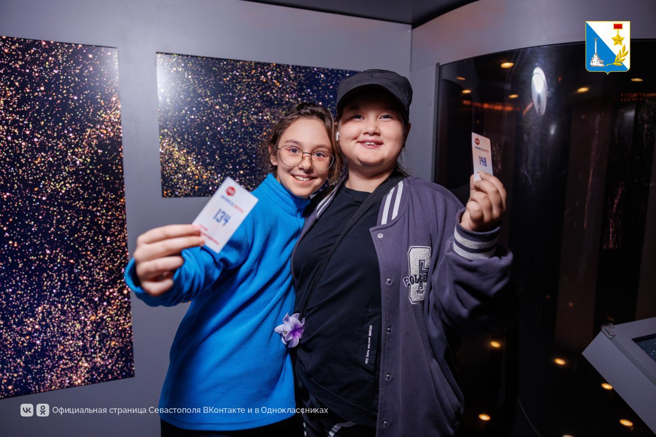 На площади Нахимова 27 и 28 декабря пройдёт семейный фестиваль «Проводник смыслов» На площади Нахимова 27 и 28 декабря пройдёт семейный фестиваль «Проводник смыслов»