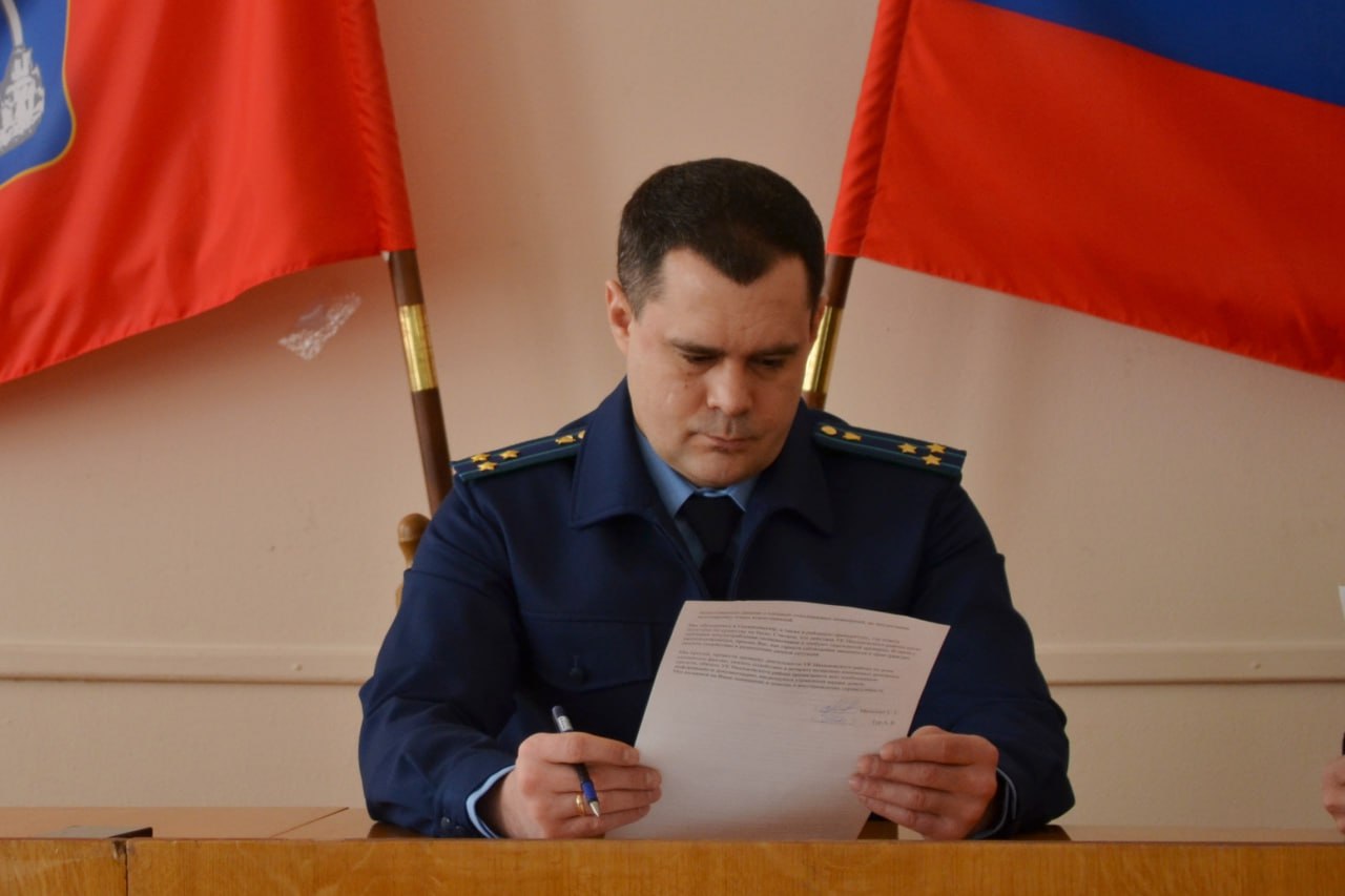 Сегодня, 18 декабря 2025 года, заместитель прокурора города Севастополя Анатолий Абраменко провел выездной прием жителей Нахимовского муниципального округа Сегодня, 18 декабря 2025 года, заместитель прокурора города Севастополя Анатолий Абраменко провел выездной прием жителей Нахимовского муниципального округа