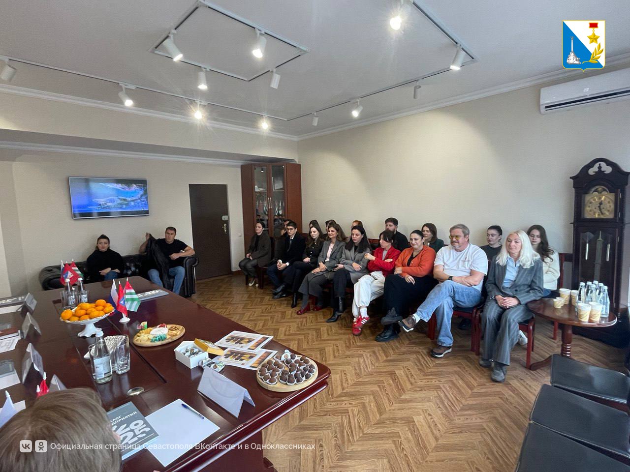 Севастопольские предприниматели побывали в Абхазии с бизнес-миссией Севастопольские предприниматели побывали в Абхазии с бизнес-миссией