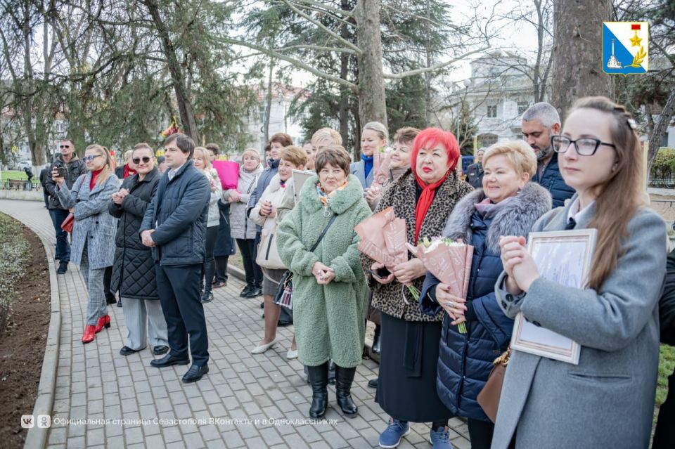 ������� ������ ����� ������ � ���������