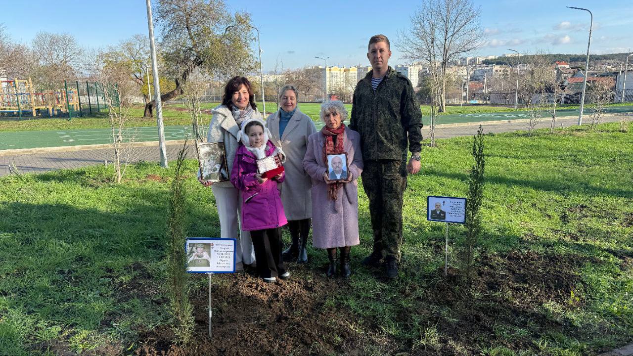 Живой памятник: в школе №41 отрыли «Аллею Памяти» в честь героев-земляков Живой памятник: в школе №41 отрыли «Аллею Памяти» в честь героев-земляков