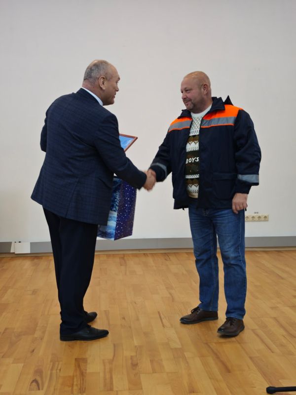 � ������� ��� ���ʻ � �. ����������� �������� ����������� ����������: