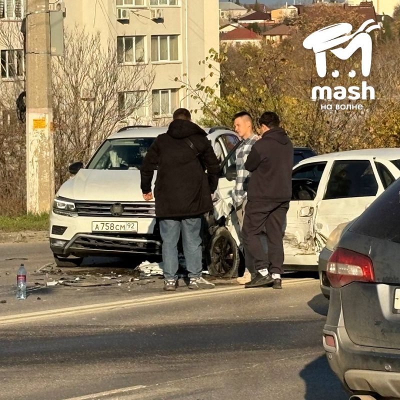 ������� ��������� � �������� ������ � �����������