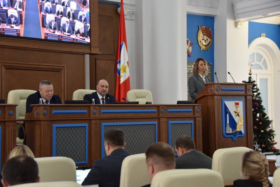 Сегодня состоялось последнее в этом году пленарное заседание Заксобрания Севастополя