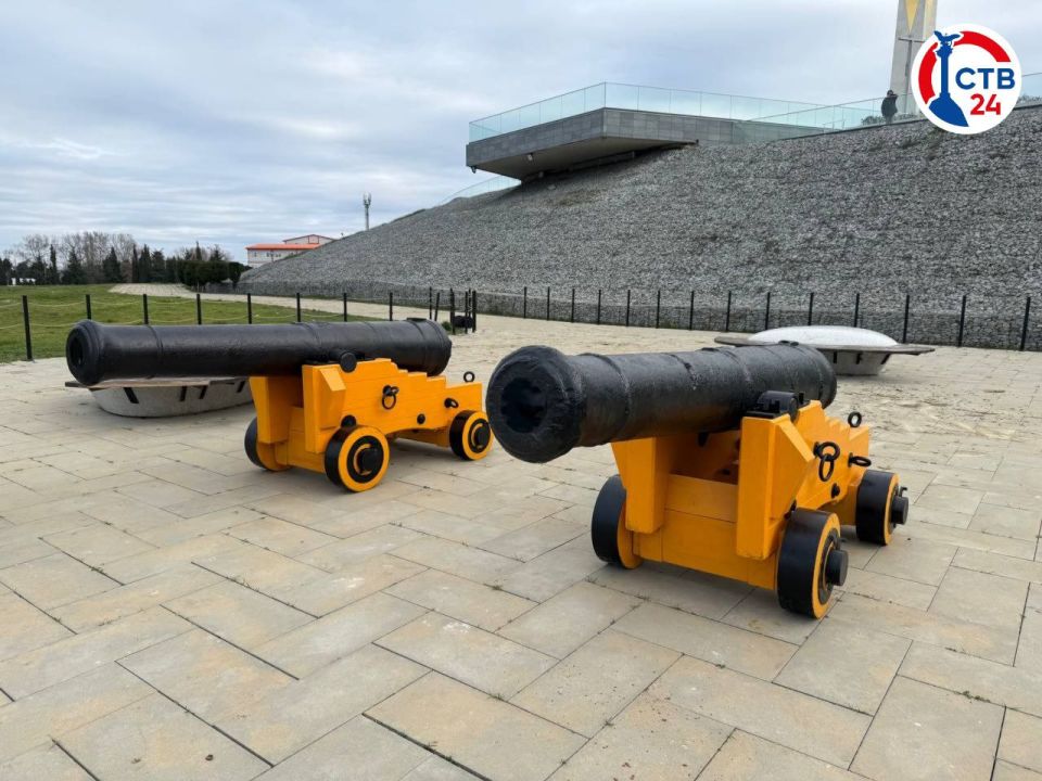 ����� ��������� 100-����� ��������� ����������� ����� �� �������� ����� ���������� ������������������ ����� ����� �������� �����