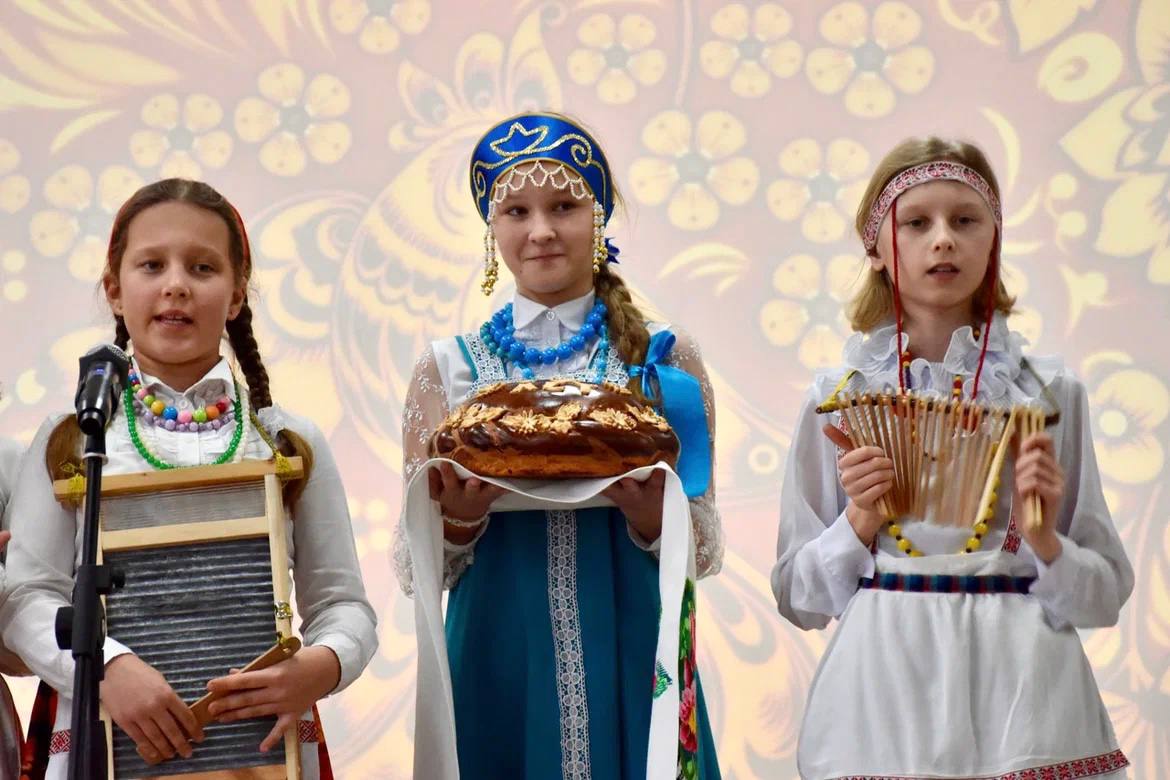 Школа №23 имени Бориса Александровича Кучера отметила 45-летие Школа №23 имени Бориса Александровича Кучера отметила 45-летие