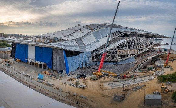 Нелегальные мигранты работали на стройке Севастопольского театра оперы и балета