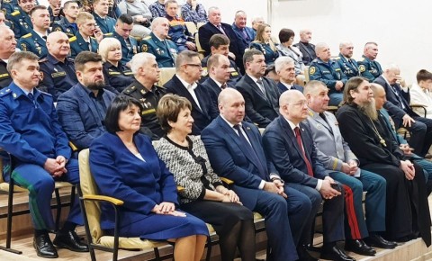 ���� �����������: ������ ������� � ������������� �����������, ����������� 35-����� �� ��� ��������� ��� ������