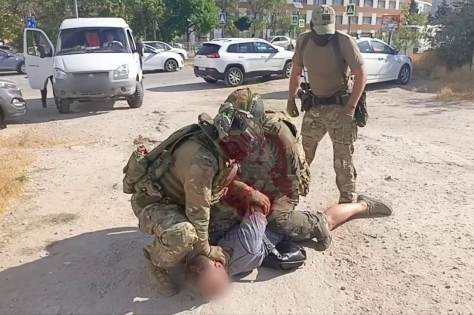 Прокуратура города Севастополя направила в суд уголовное дело по фактам публичных призывов к осуществлению террористической деятельности и оправдания терроризма