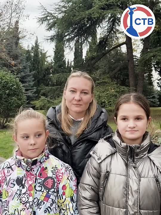 Как севастопольцы поздравляют с Новым годом своих близких?