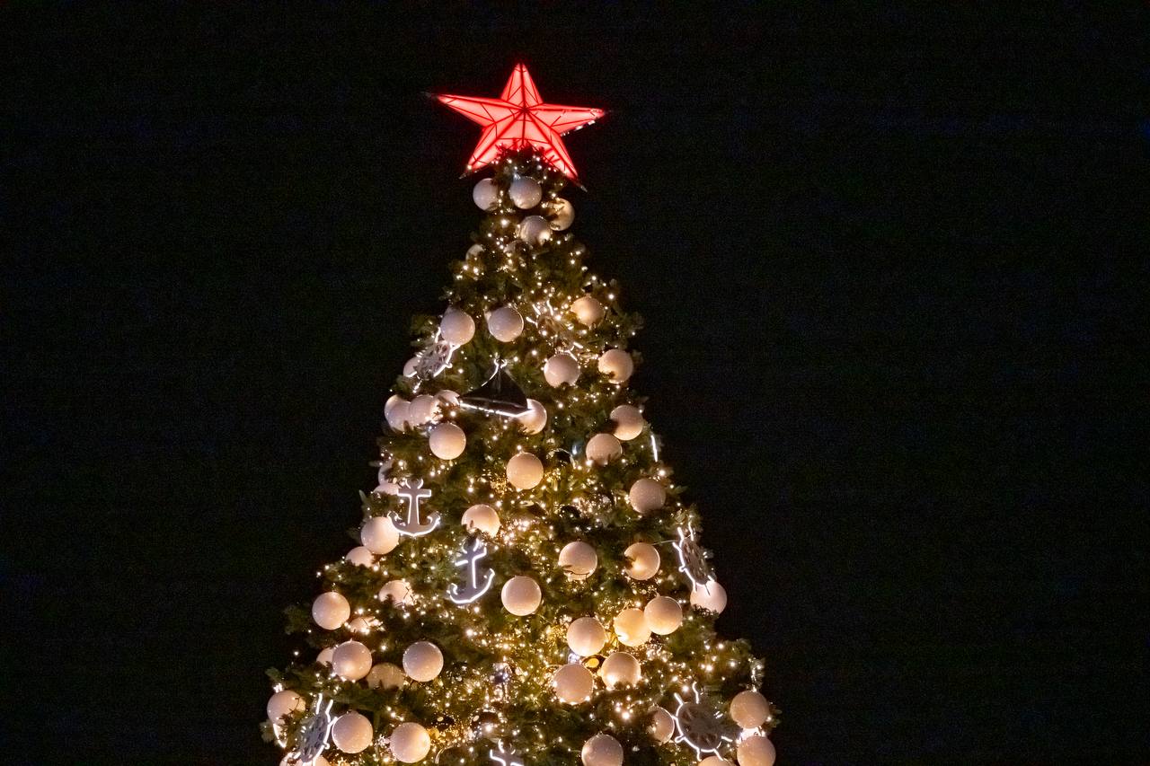 Михаил Развожаев: Иногда нужно просто сходить в театр, чтобы почувствовать — праздник уже близко Михаил Развожаев: Иногда нужно просто сходить в театр, чтобы почувствовать — праздник уже близко