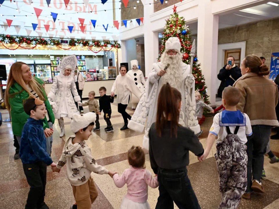 Киномарафон с новогодним настроем Киномарафон с новогодним настроем