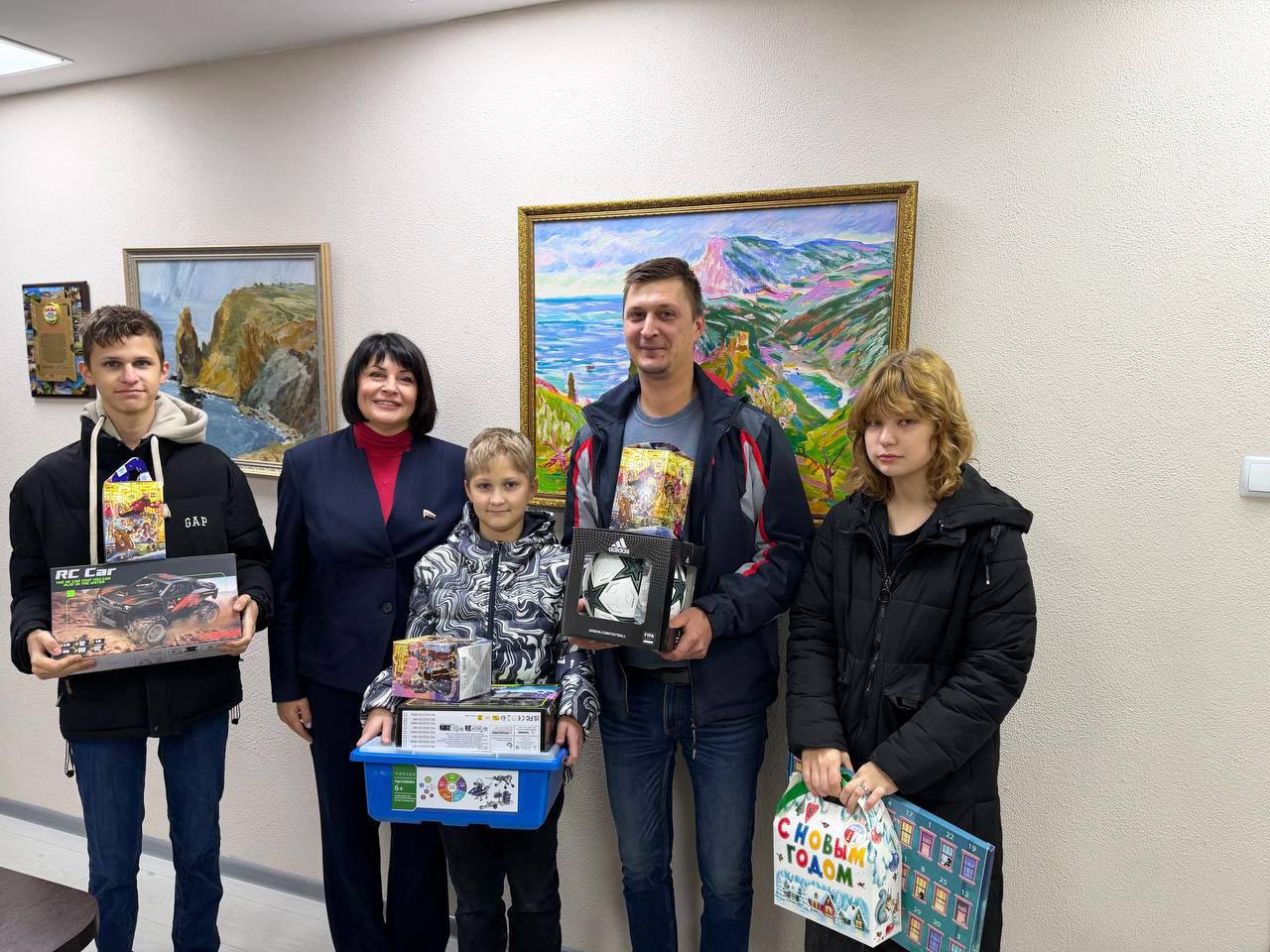 «Ёлка желаний»: Татьяна Лобач исполнила несколько детских мечт «Ёлка желаний»: Татьяна Лобач исполнила несколько детских мечт