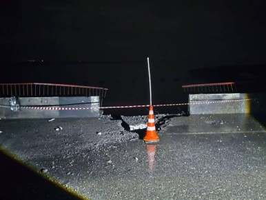 Автомобильный мост в районе села Чонгар повреждён в результате падения одного из двух сбитых БПЛА