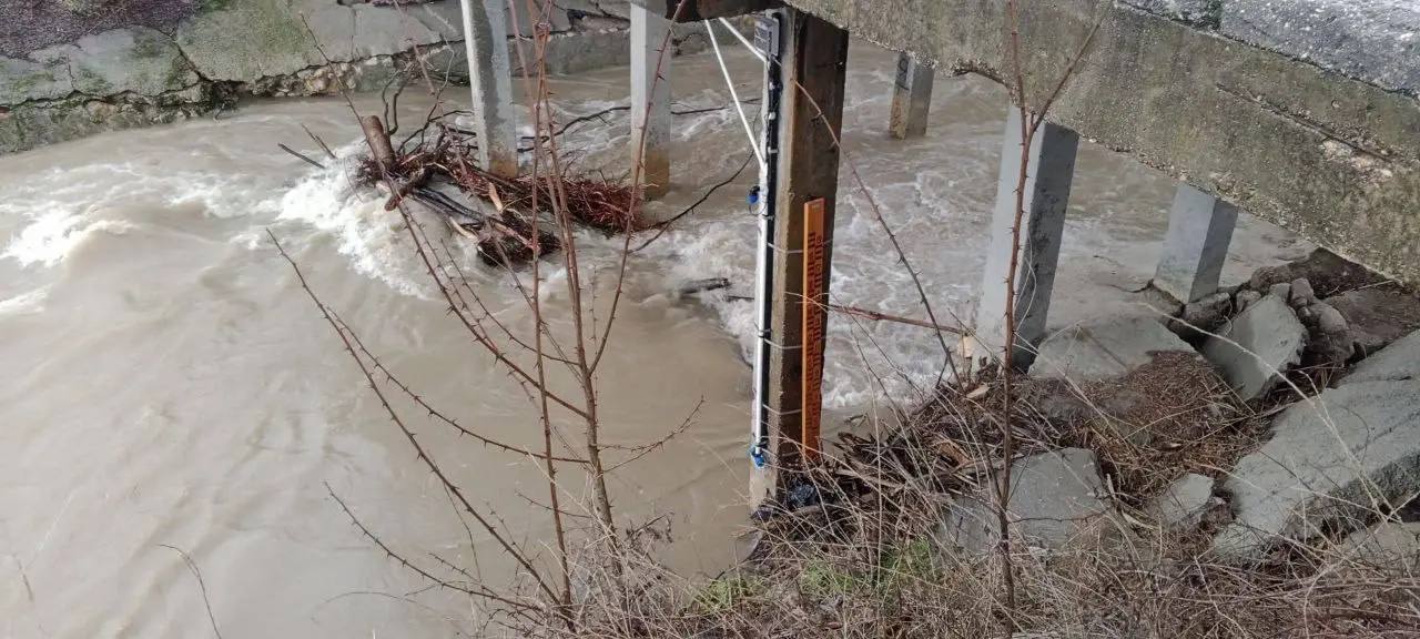 Уровень воды в реках Севастополя