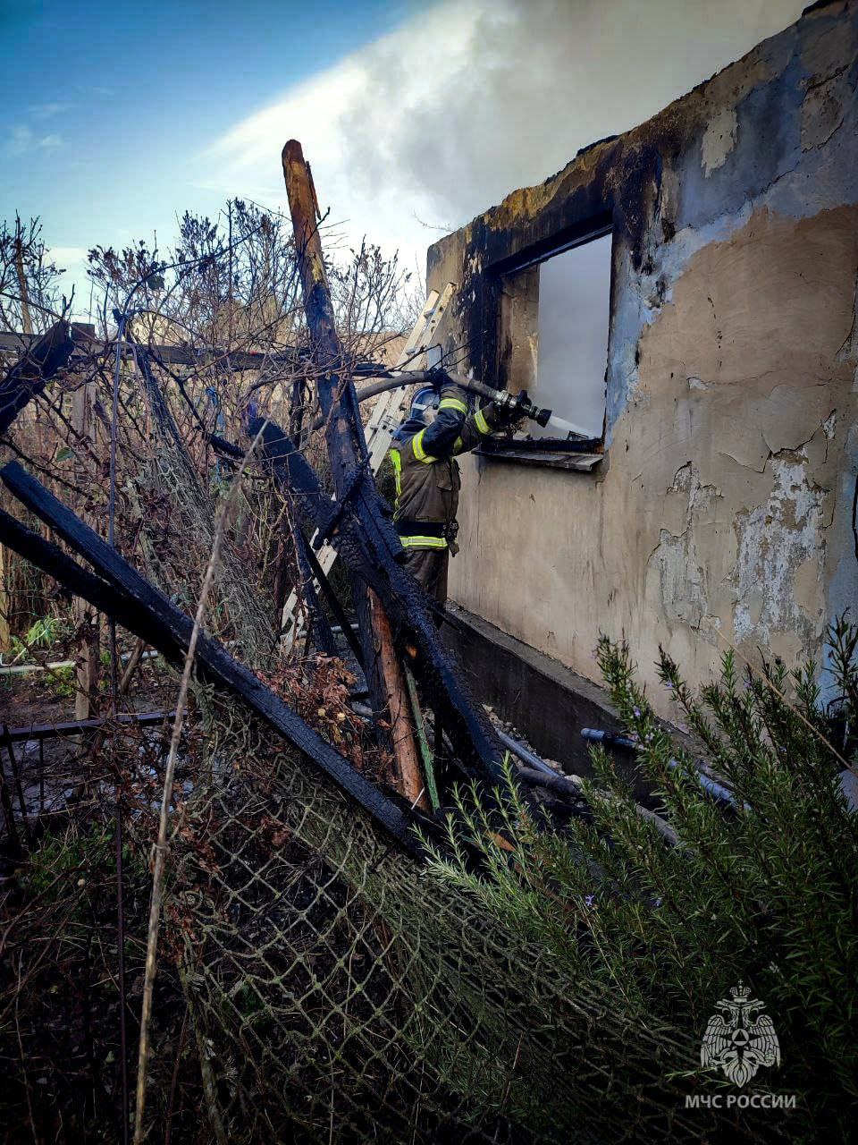 В частном доме на Северной стороне Севастополя сегодня произошло возгорание В частном доме на Северной стороне Севастополя сегодня произошло возгорание