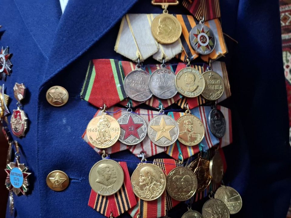 #��������������������. �������� ������� ������������� ����� �������� ������� ��������� �������� ������� ������ ������� ����������� 100 ��� ������� ���������� ���������, ��������� ������� ������������� �����