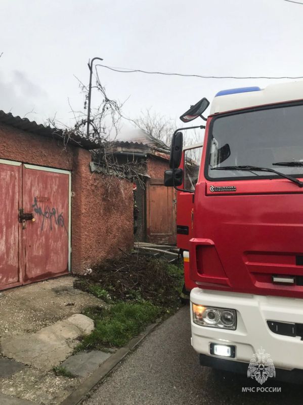 Потушили пожар, не допустив распространения Потушили пожар, не допустив распространения