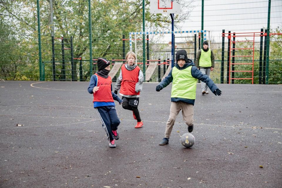 Сергей Резниченко: Друзья, надеюсь, вы вернулись к занятиям физкультурой и спортом после насыщенных новогодних праздников Сергей Резниченко: Друзья, надеюсь, вы вернулись к занятиям физкультурой и спортом после насыщенных новогодних праздников