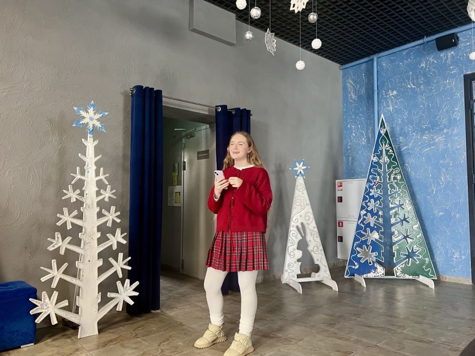 Молодежь Севастополя побывала за кулисами ТЮЗа Молодежь Севастополя побывала за кулисами ТЮЗа