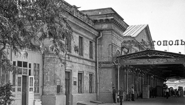 15 �������� 1875 ���� �� ������� ����������� ������ ������ �������� �����, � ����� ��������� ���� ���� ������� ������������ ���������