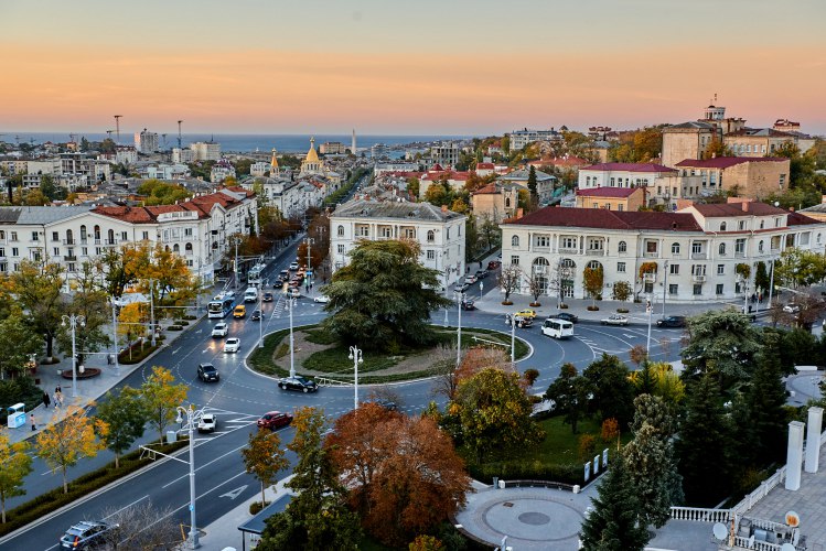 Общественные обсуждения по предоставлению разрешения на отклонение от предельных параметров разрешенного строительства, реконструкции объекта капитального строительства для земельного участка с кадастровым номером...