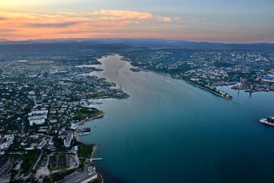 � 2025 ���� ������ ��������� ��� �������� 40 ����� �����������, ��������� 47 ��������� �� �������� ������������ ��� �� ����� 4,091 ���� ���., ������� ��������������� �������� 719 ������� ����