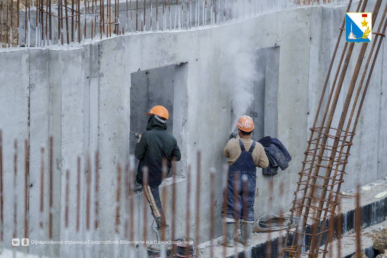 В Севастополе на 7-м километре Балаклавского шоссе начали строить новый детский сад на 280 мест