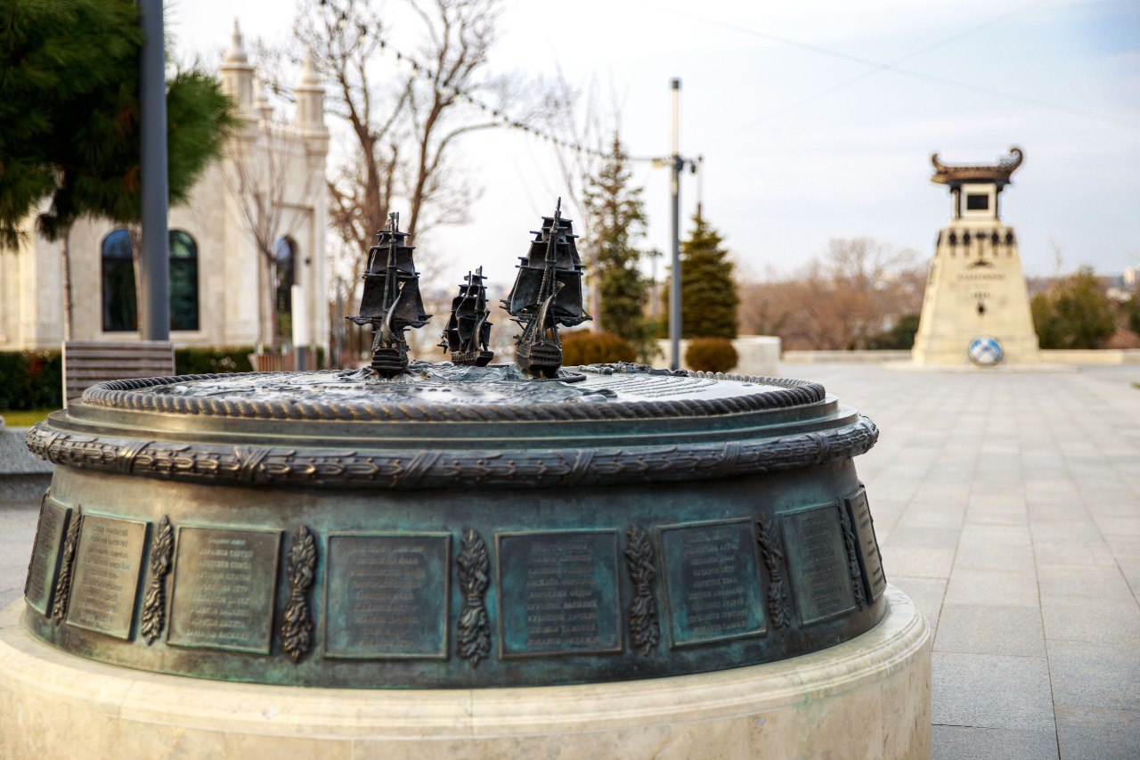 Первый бульвар Севастополя Первый бульвар Севастополя