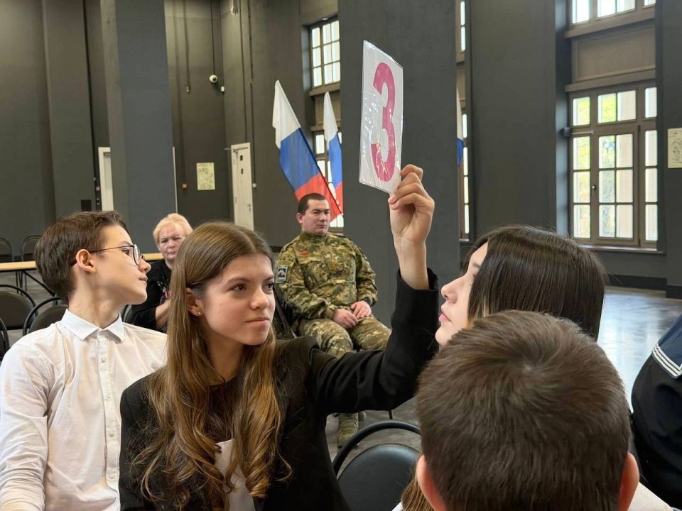 ��������������� ��������� 7-9 ������� ������� ������� � �������������� ���� �900 ���� ��������